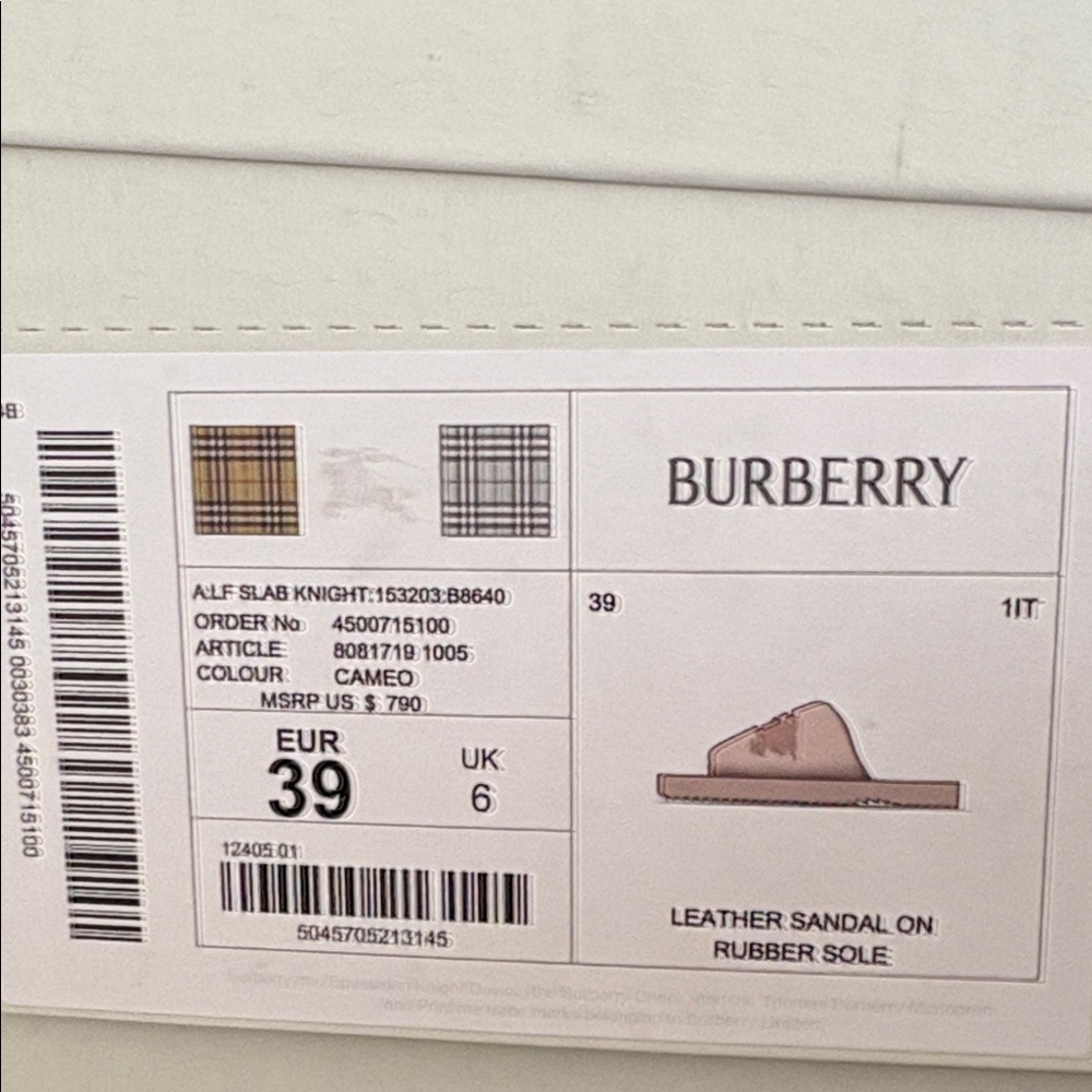 New in box Burberry Pink Slide Sandals Sz 9 - Picture 3 of 9